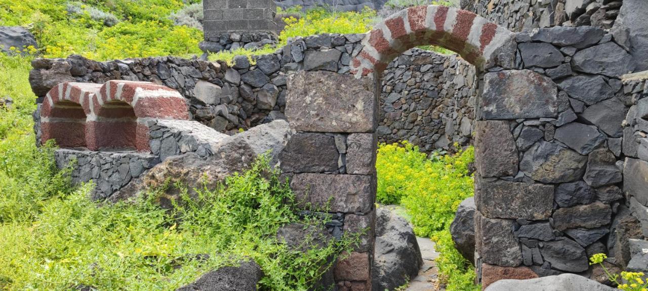 Casita Pajero En El Pozo De Las Calcosas, El Hierro Bagian luar foto